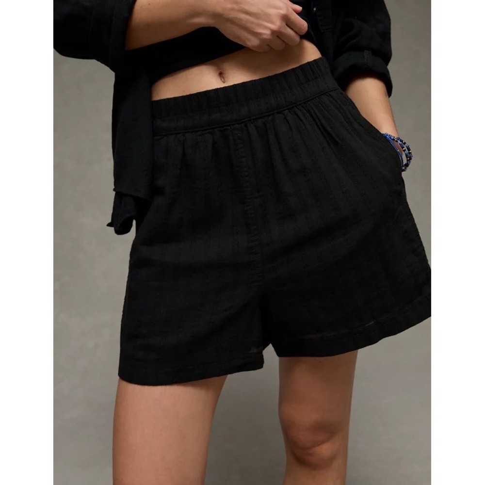 American Eagle Black High Waisted Textured Shorts Lined Lightweight Small NWT